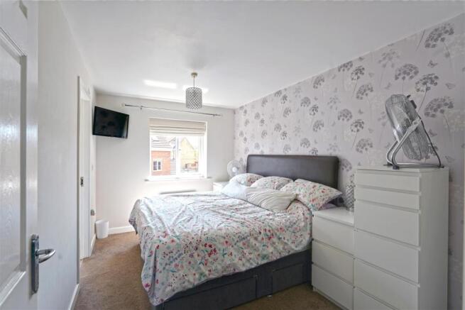 bedroom1.1.jpg