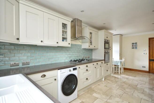 Kitchen/Breakfast Room