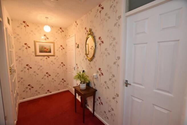2 bed Apartment for sale Image 6