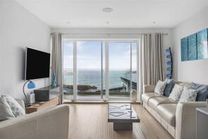 Apartment 7, Seascape, Pentire Avenue, Newquay TR7 1FY