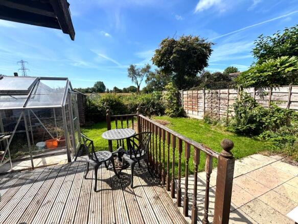 Ringley Road West, Radcliffe, M26 photo 4