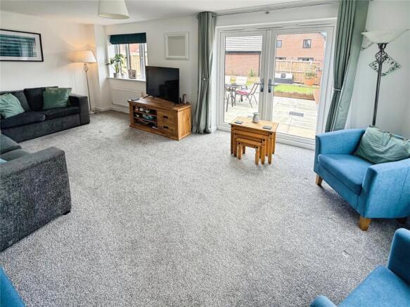 4 bed Detached for sale Image 9