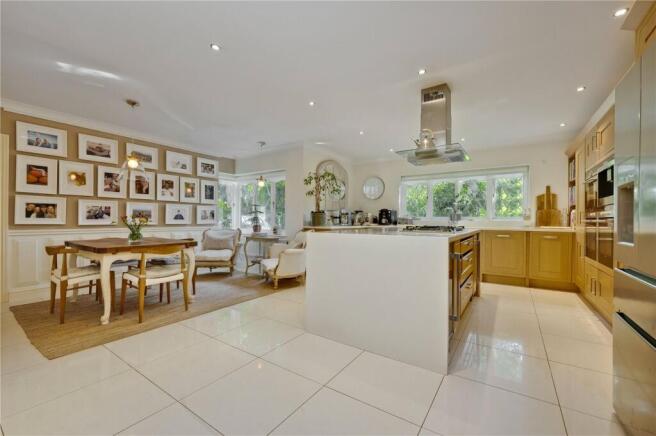 Kitchen/Breakfast