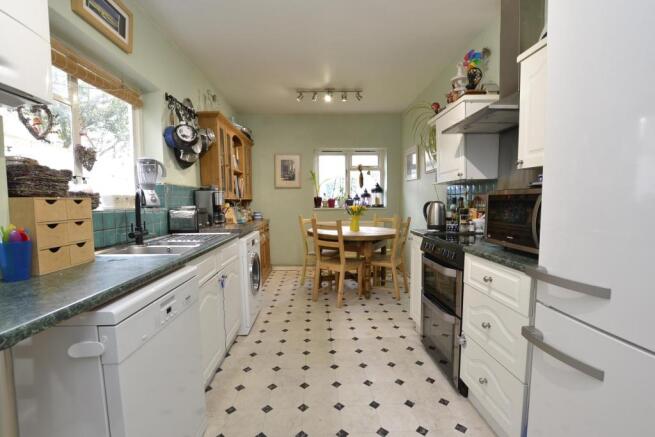 Kitchen/Breakfast