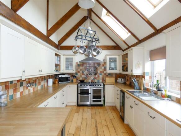 Kitchen/Breakfast Room