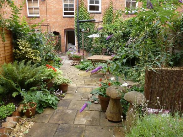 GARDEN