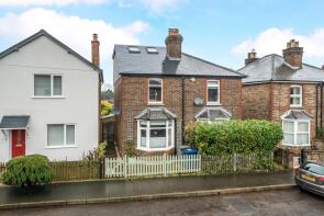 63, George Road, Farncombe, Godalming GU7 3LU