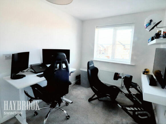 Photo 10