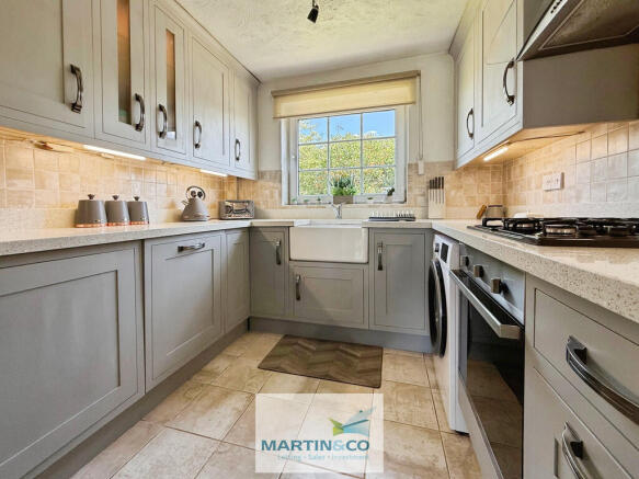 15f043fa--4286-A0...