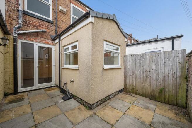 51, Manchester Road, Worsley, M28 | 2-Bed Terraced Home Close To Walkden Train Station photo 4