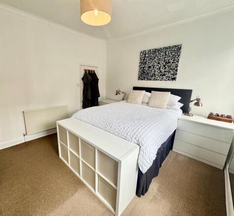 2 bed Terraced for sale Image 12