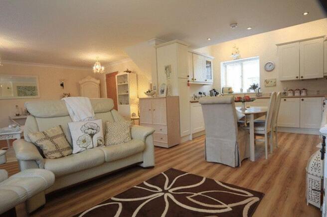 Open Plan Loun...