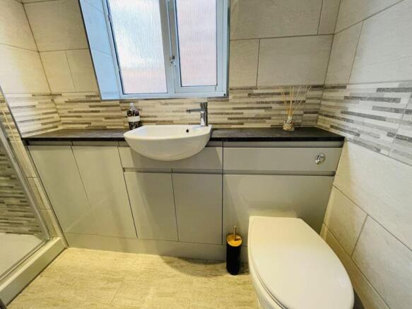 En-suite shower room