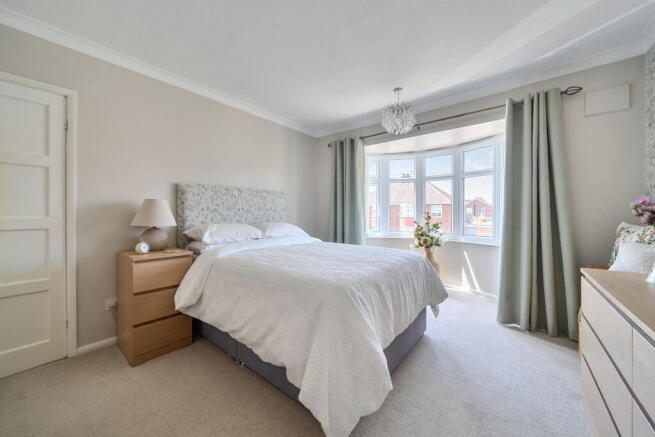 3 bed Semi-Detached for sale Image 10