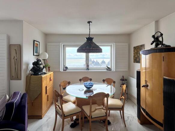 Open Plan Living/Dining/Kitchen