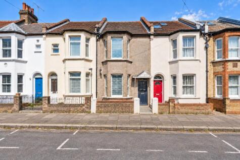 Brackenbury Road, East Finchley, N2