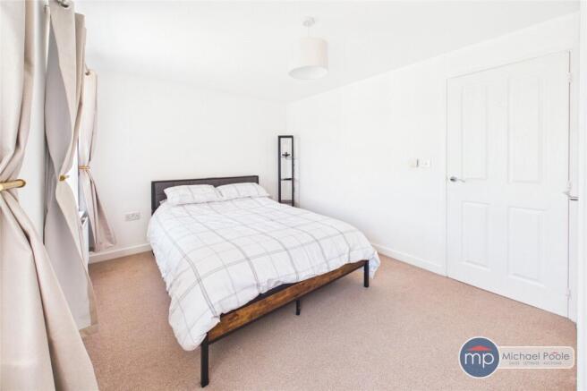 3 bed Semi-Detached for sale Image 9