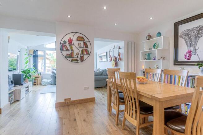 Dining area.jpg