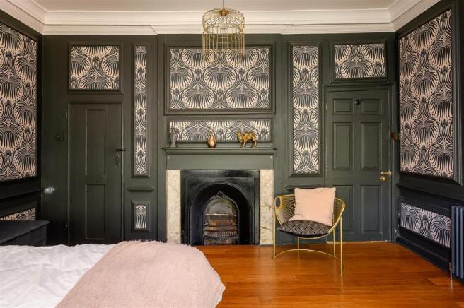 4 bed Town House for sale Image 10