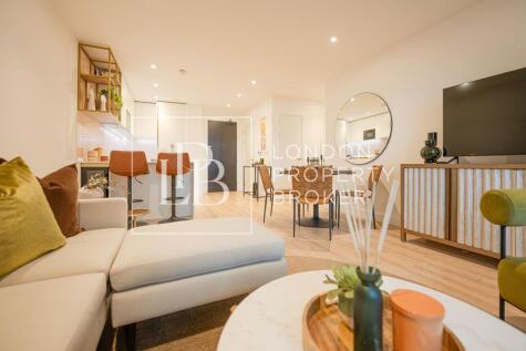 Waterview House, Grand Union, HA0