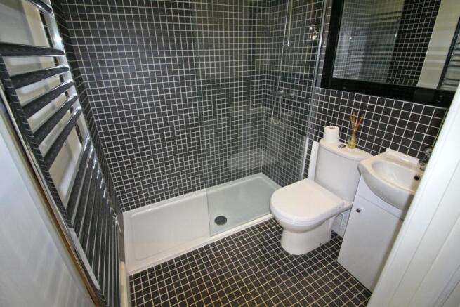 annex shower.JPG