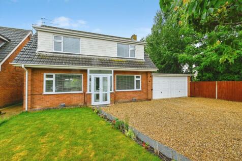 Walnut Avenue, West Winch, King's Lynn