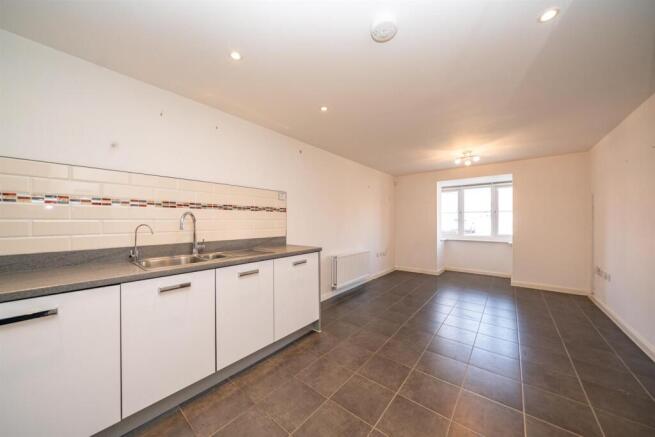 Offord Grove, Leavesden photo 4