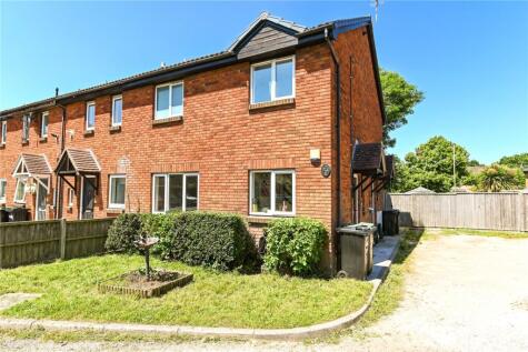 Beaulieu Close, New Milton, Hampshire, BH25