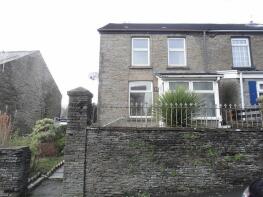 73, Bedwlwyn Road, Hengoed CF82 7AB
