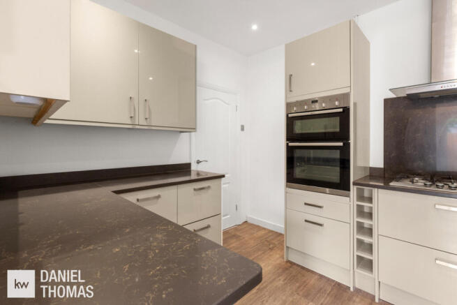 DANIEL THOMAS| Upshire Road, Waltham Abbey, EN9 3NZ photo 4