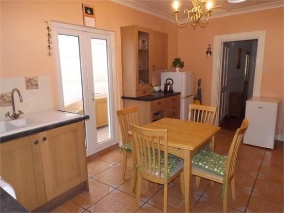 Refitted Dining Kit