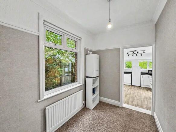 4 bed Semi-Detached for sale Image 4