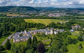 32, Western Courtyard, Talygarn Court, Talygarn, Pontyclun CF72 9WR
