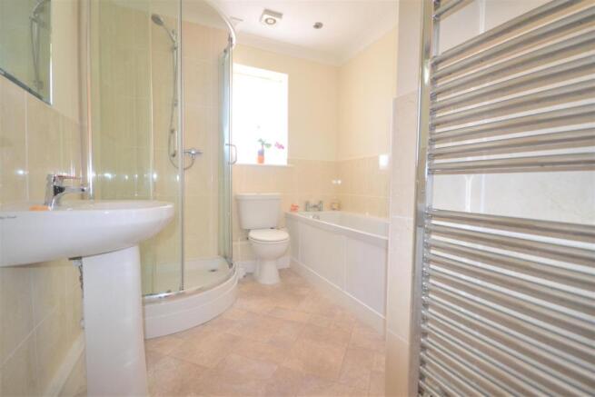 Bathroom.JPG