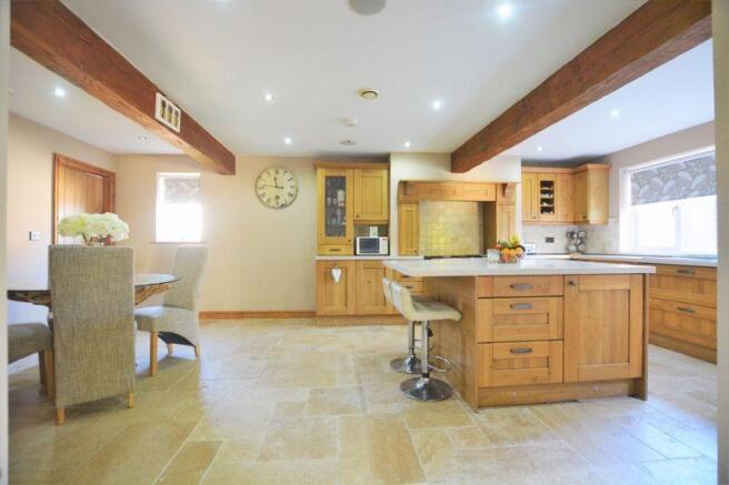 Kitchen/Diner/...