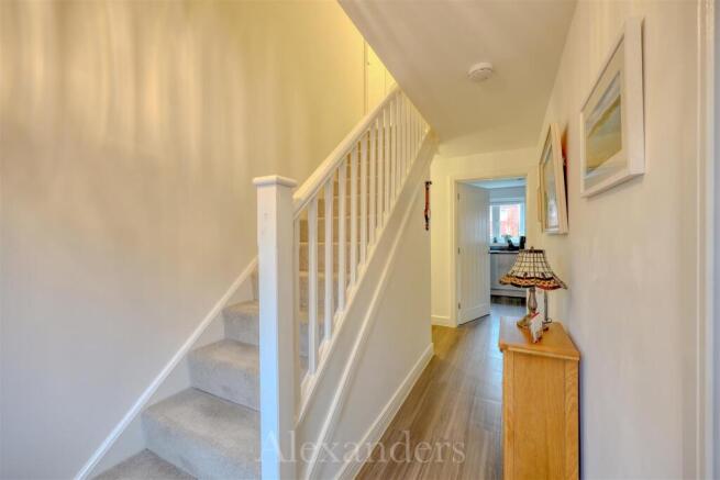 4 Elwell Grove-10.jpg