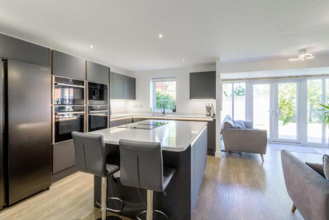 7 Willow Tree Way - 007.jpg
