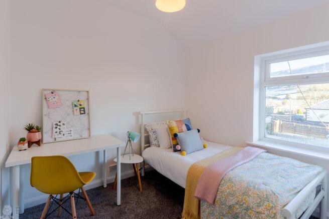 Bedroom 2 (Double)