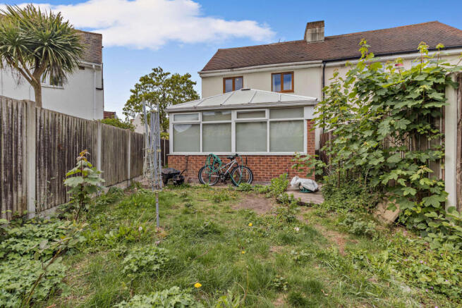 3 bed Semi-Detached for sale Image 12