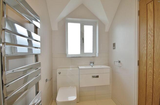 Ensuite to Bed...