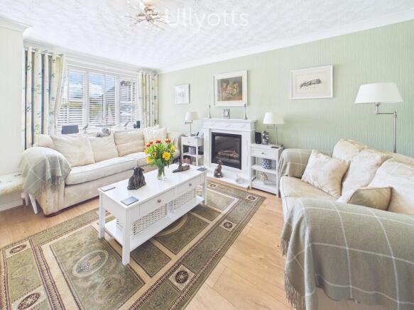 3 bed Semi-Detached for sale Image 4