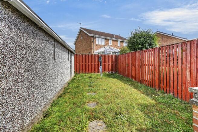 2 bed Semi-Detached for sale Image 10