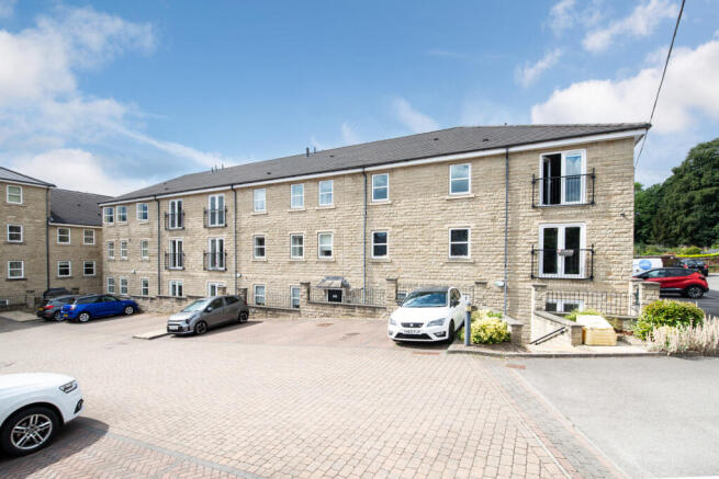 2 bed Apartment for sale in bingley