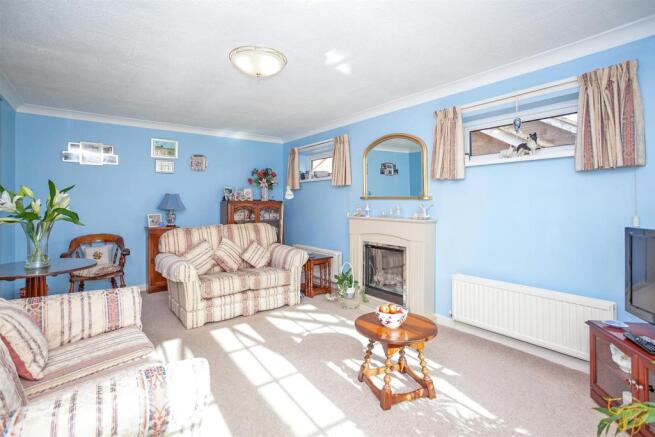 Sitting Room 2.jpg