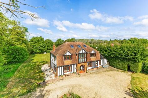 Chalky Lane, Dogmersfield, RG27