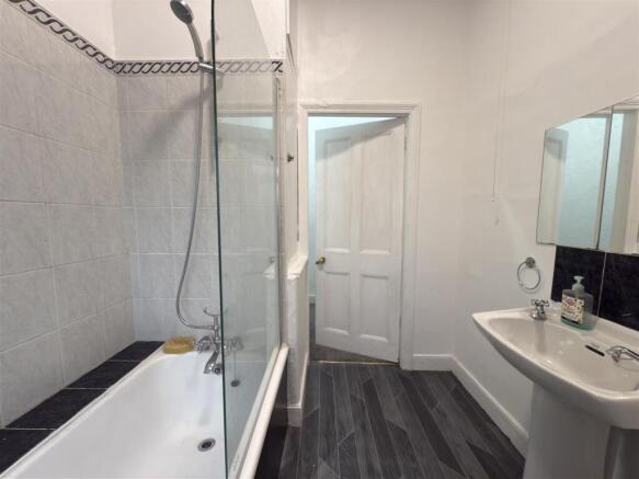 1 bed Terraced for sale Image 12