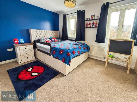3 bed Town House for sale Image 7
