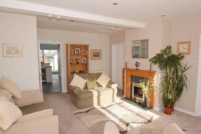 SITTING ROOM