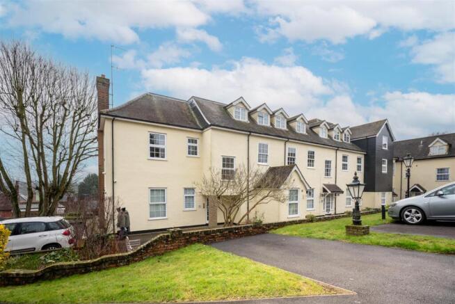 Cedar Court-18-1.jpg