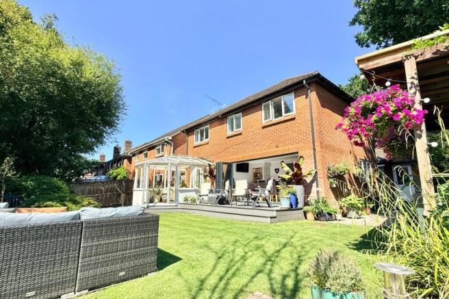 4 bed detached family home